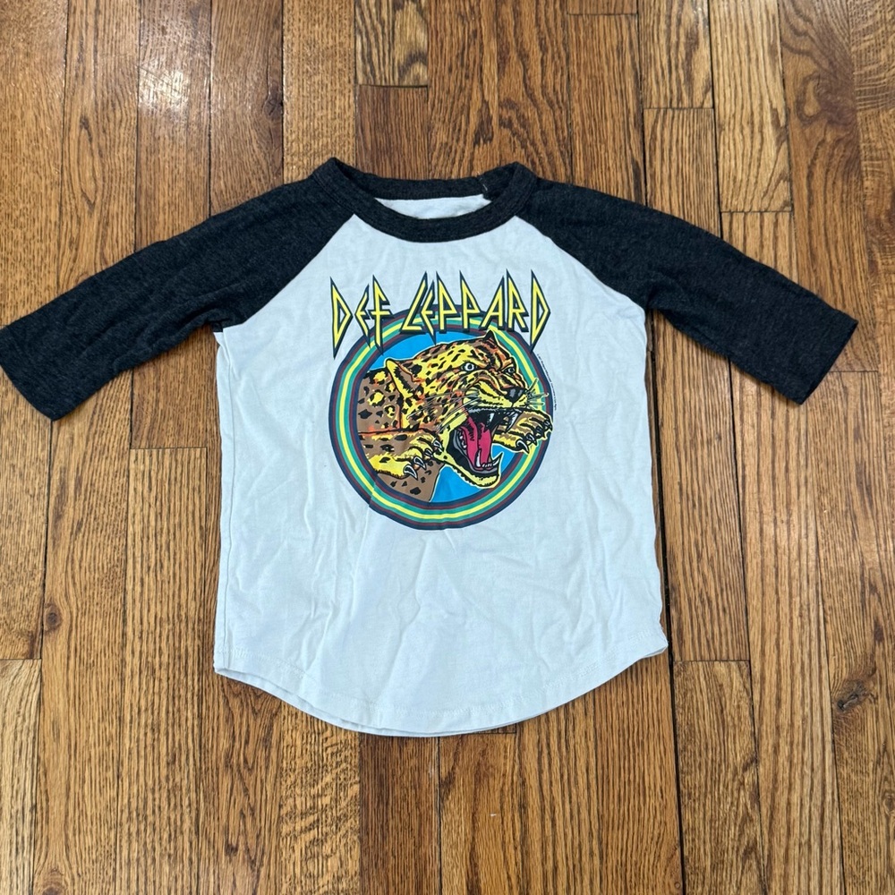 Chaser Def Leppard Kids Raglan Shirt - Black and White - Size 6